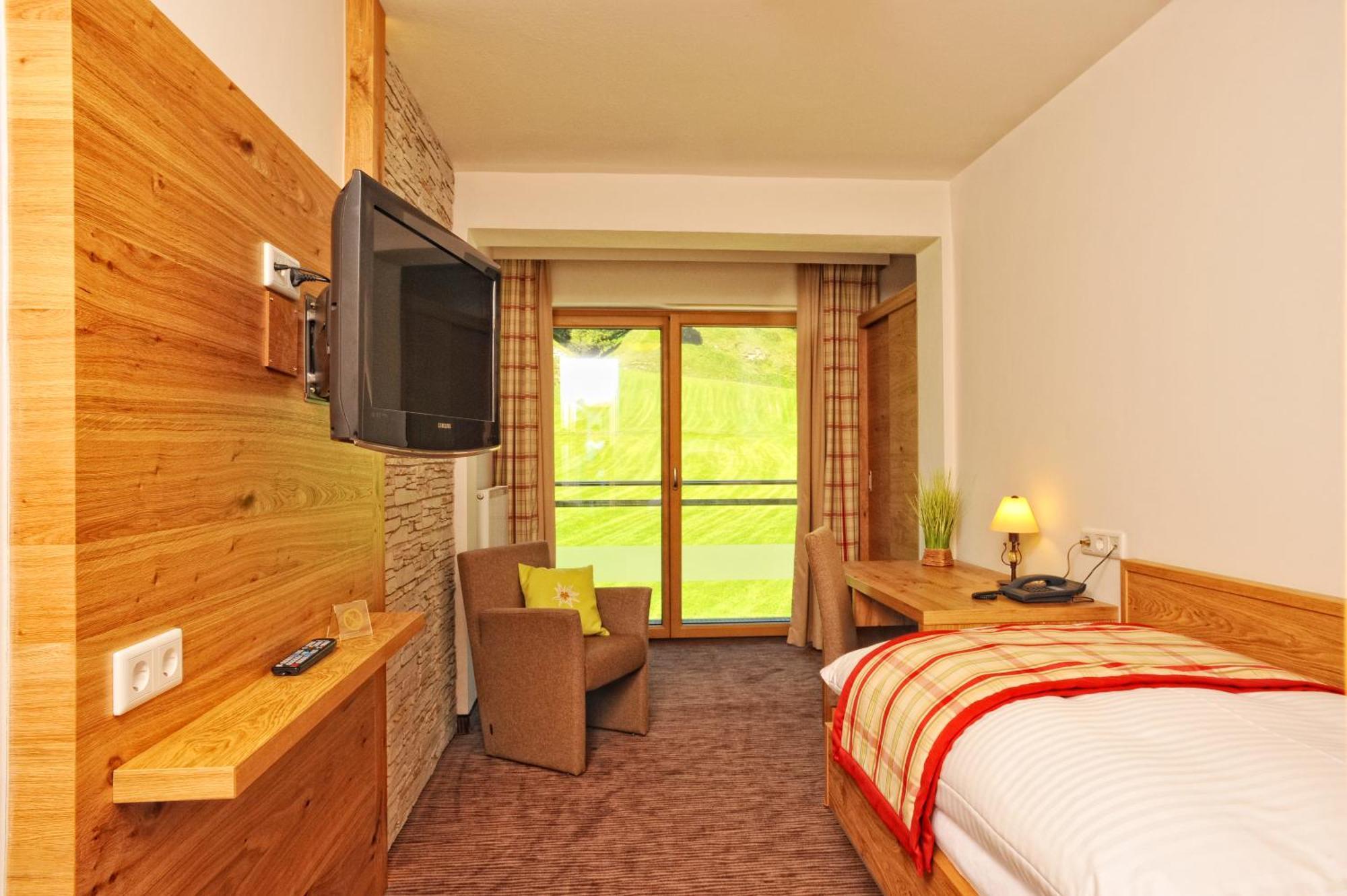 Hotel Barbarahof Saalbach, Inkl Jokercard Εξωτερικό φωτογραφία
