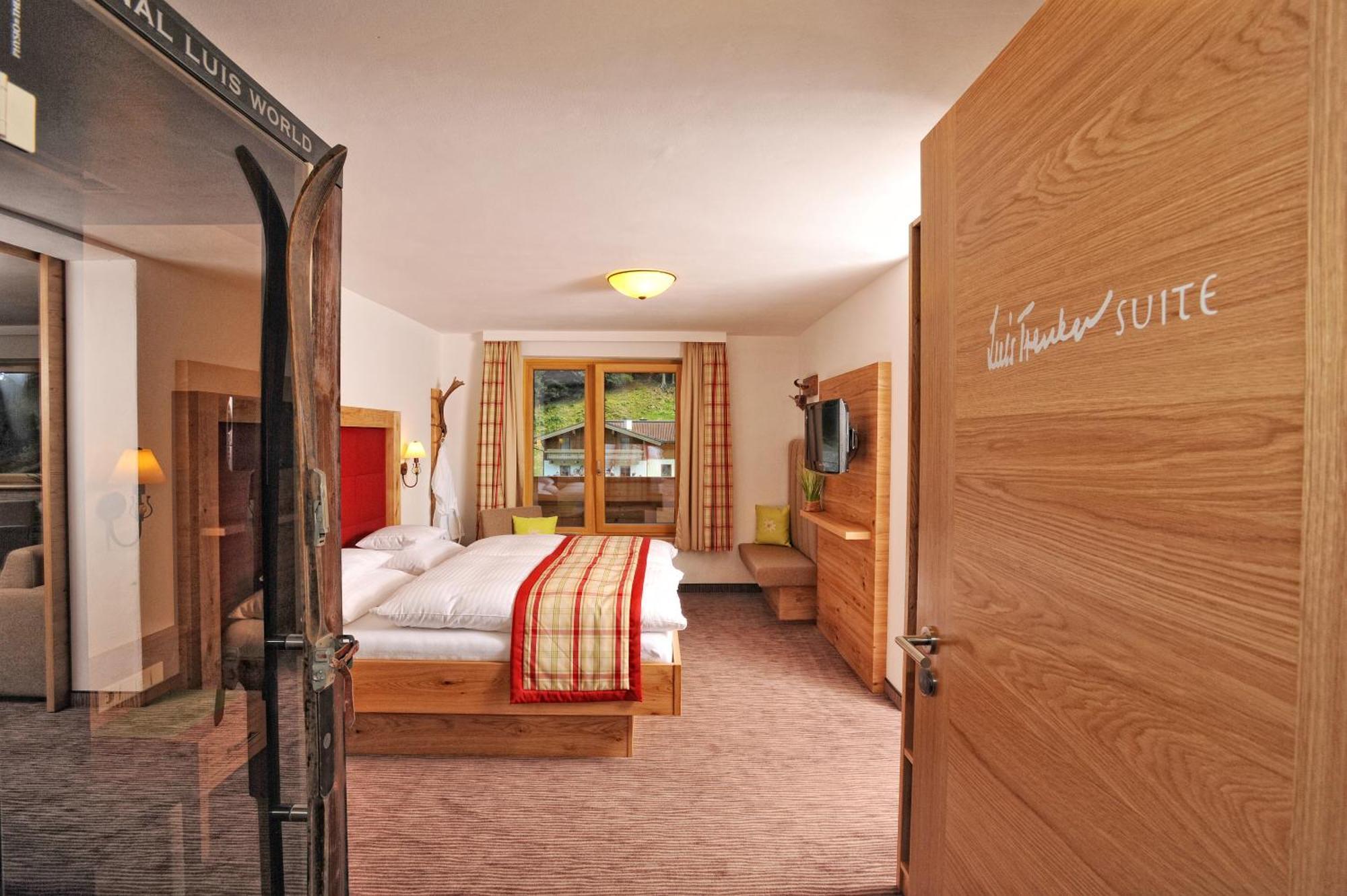 Hotel Barbarahof Saalbach, Inkl Jokercard Εξωτερικό φωτογραφία