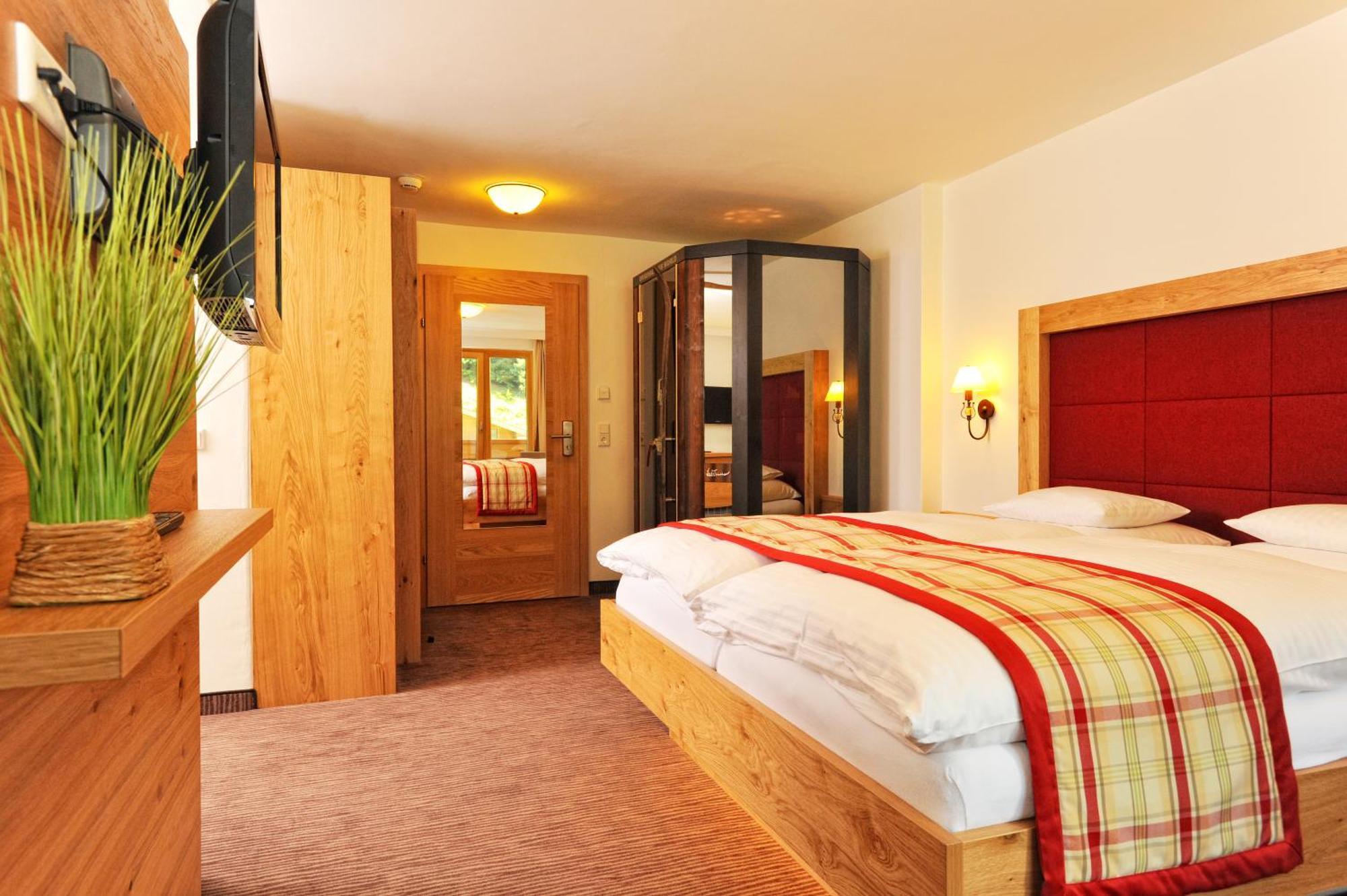 Hotel Barbarahof Saalbach, Inkl Jokercard Εξωτερικό φωτογραφία