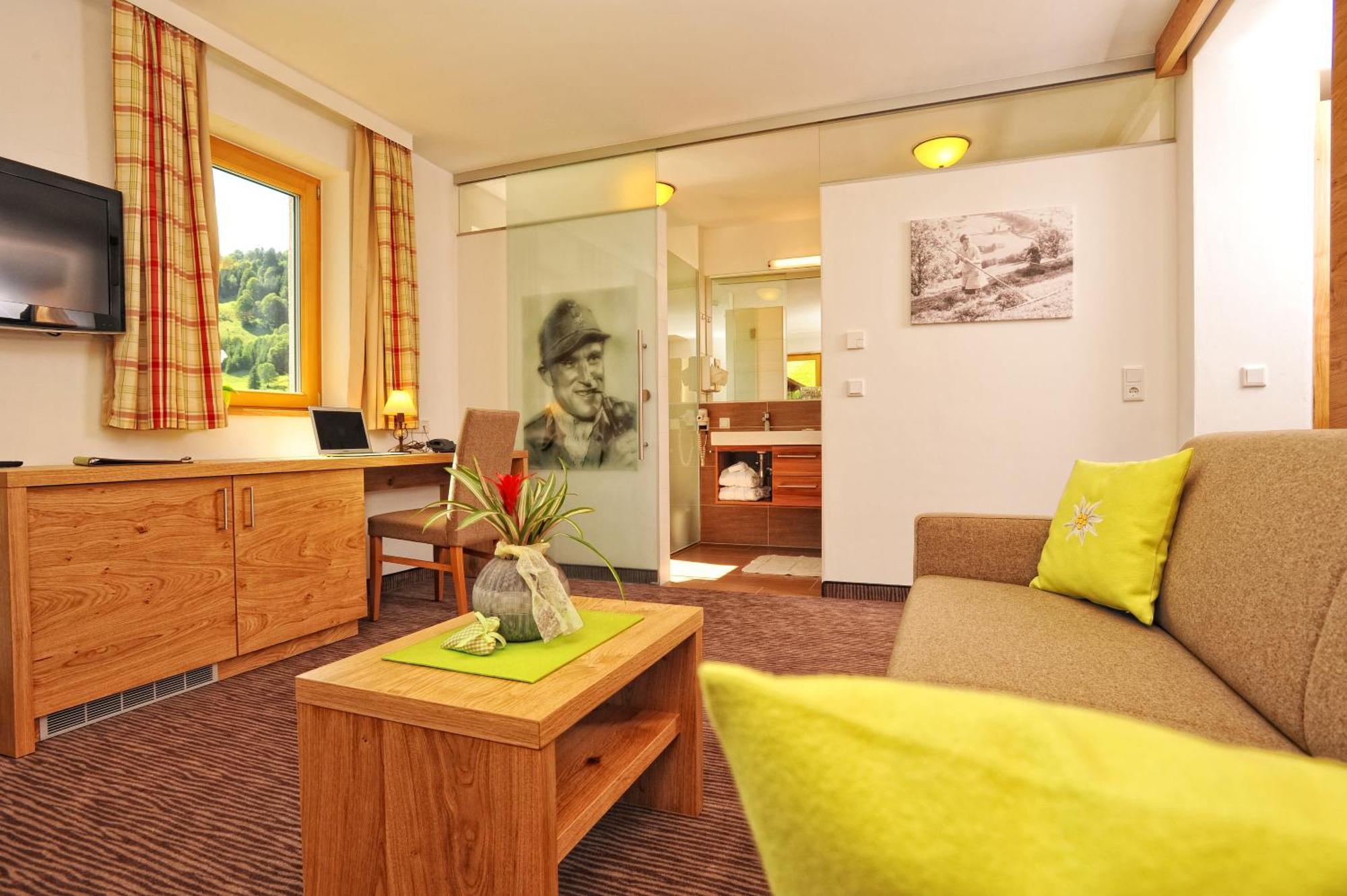 Hotel Barbarahof Saalbach, Inkl Jokercard Εξωτερικό φωτογραφία